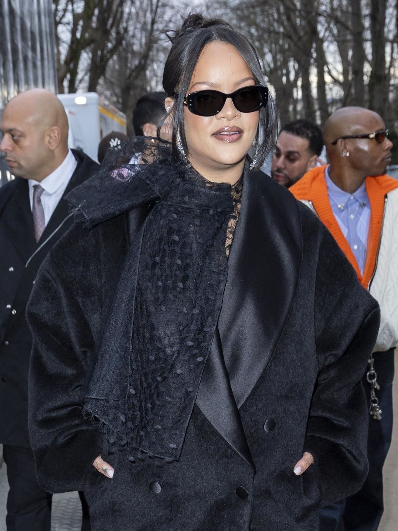 Rihanna Recreates One of Her Iconic Maternity Looks at Dior Couture