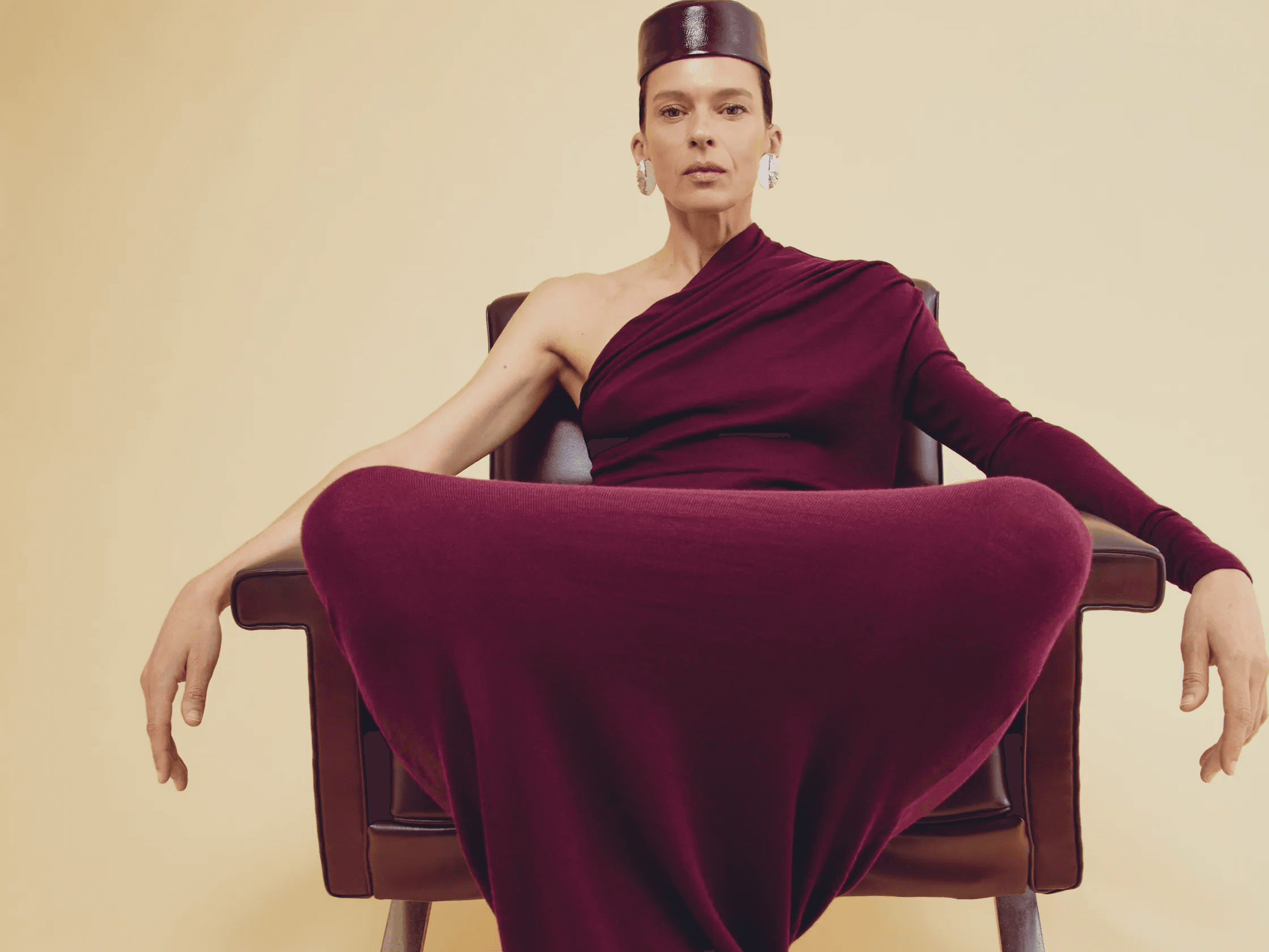 Princess Diana’s Favorite Shoe Shape Is So Back&-Say Hello to the Almond Toe